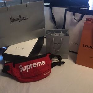 Supreme fanny pack
